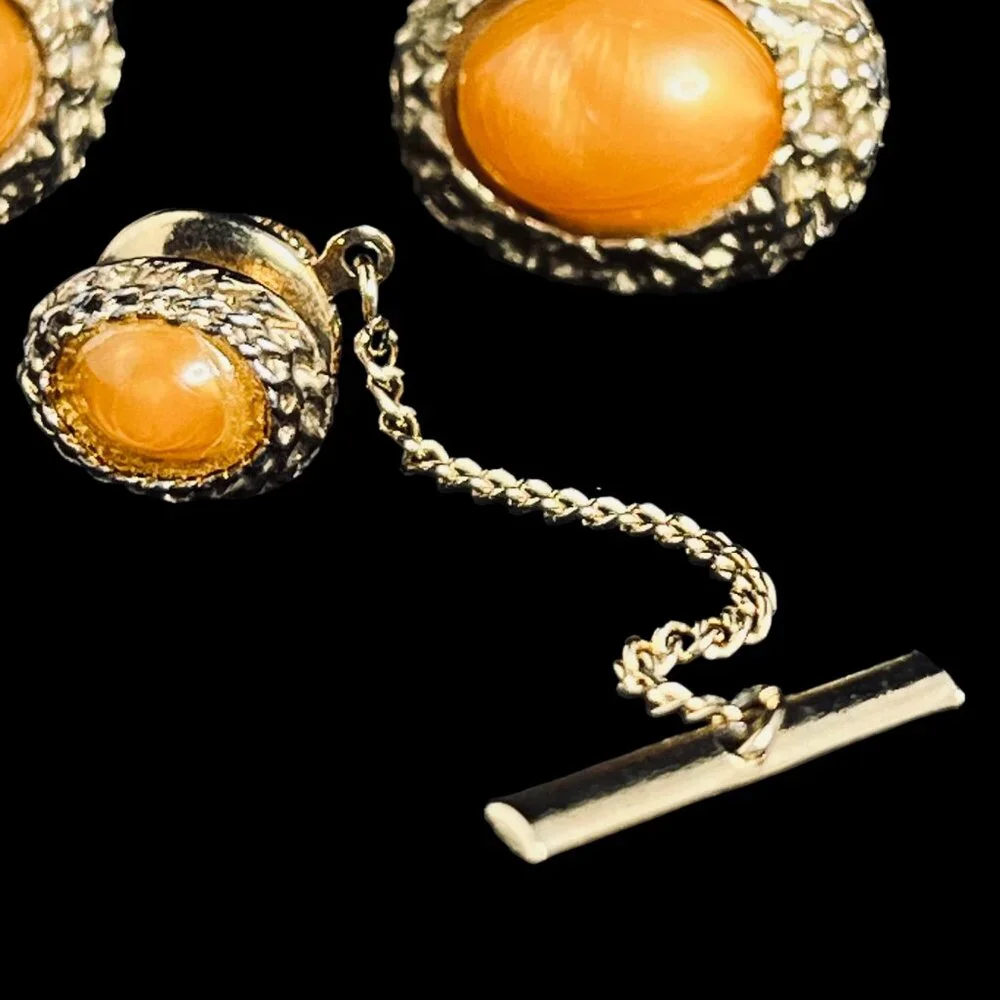 Vintage Oval Gold Tone With Orange Cabochon Cufflinks And Tie Tack Set (5337)